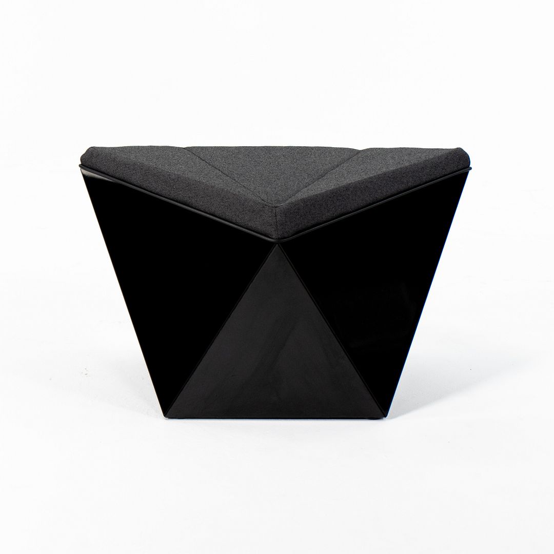 2021 Washington Prism Lounge and Ottoman by David Adjaye for Knoll in Gloss Black