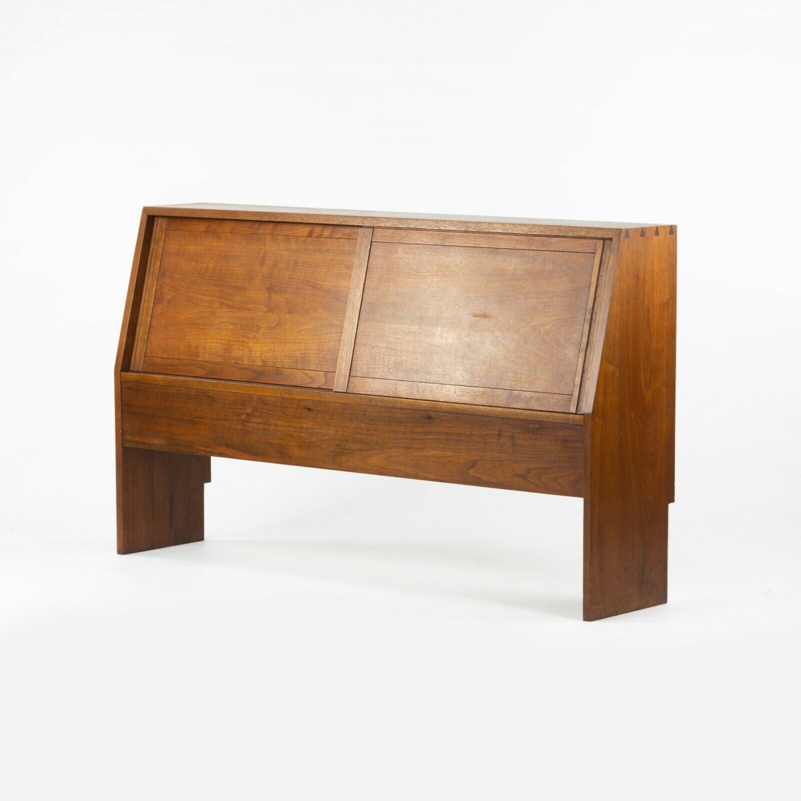 1950s George Nakashima Studio Full Size Dovetailed Walnut Headboard Bed Cabinet