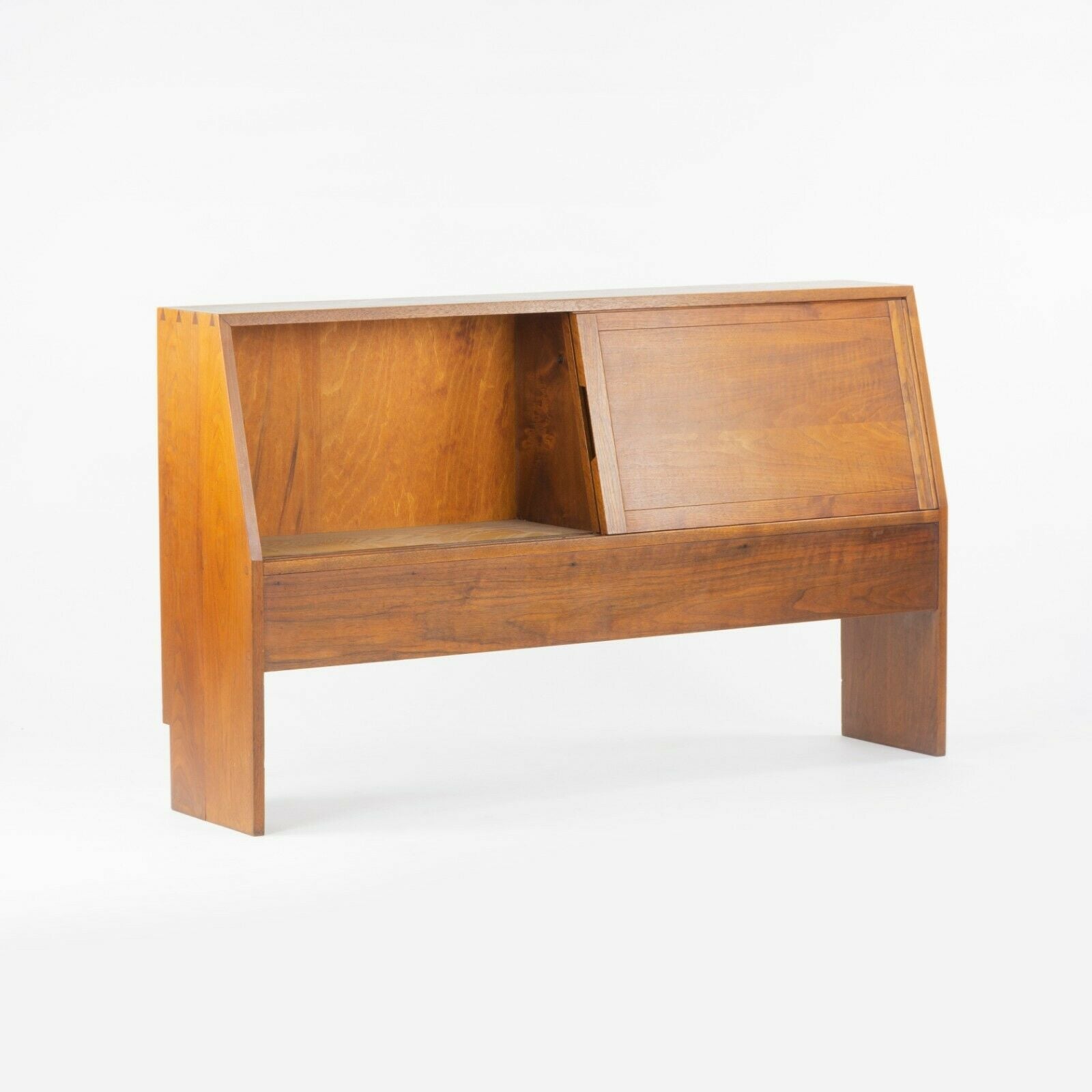 1950s George Nakashima Studio Full Size Dovetailed Walnut Headboard Bed Cabinet