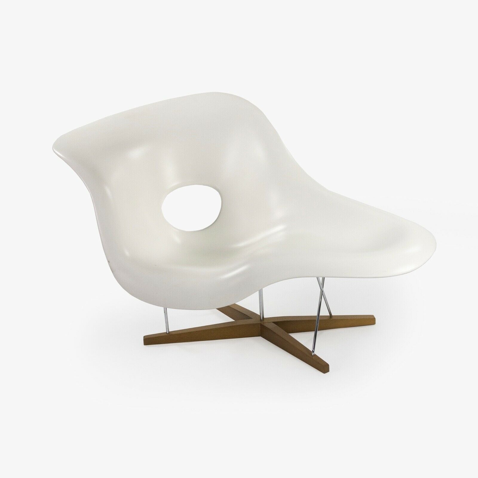 2005 La Chaise Lounge Chair by Charles and Ray Eames for Vitra Herman Miller
