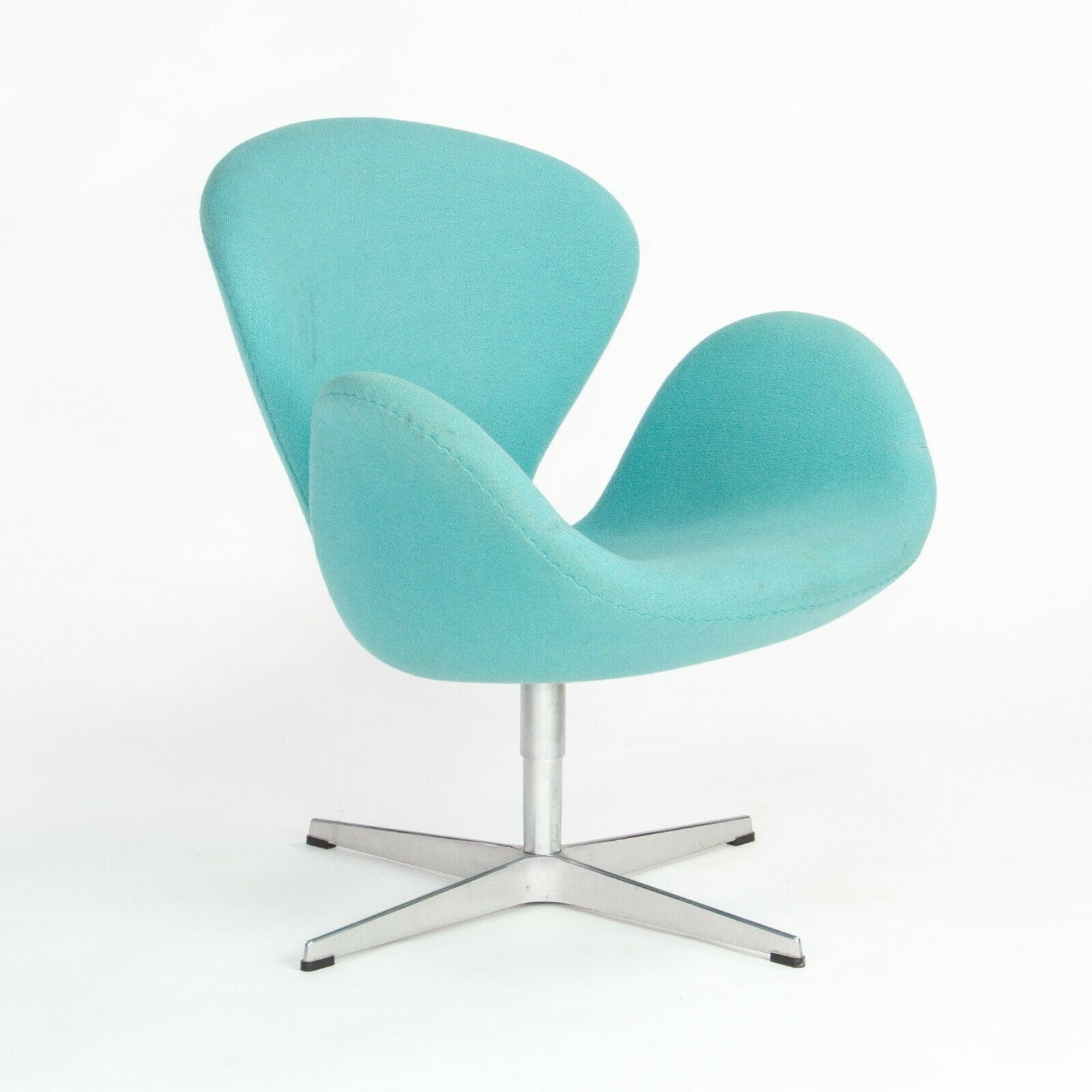 2004 Arne Jacobsen Swan Chairs by Fritz Hansen in Turquoise Hopsack Fabric