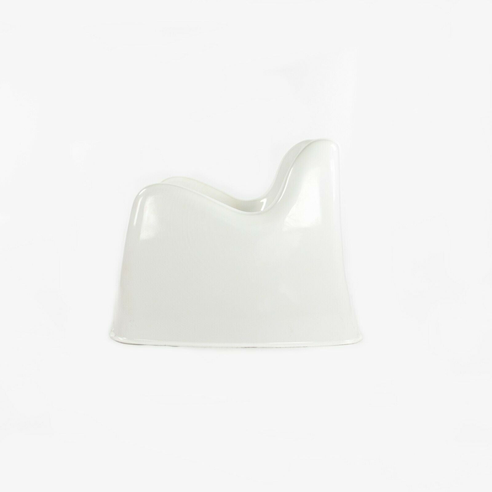 1970 Sergio Mazza for Artemide Toga Stacking Outdoor Lounge Chairs White 4 Avail