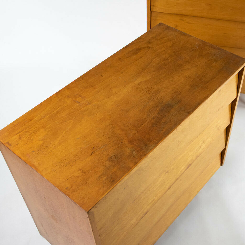 1948 Pair of Florence Knoll Associates No. 126 Louvered Dressers / Chests / Cabinets in Maple