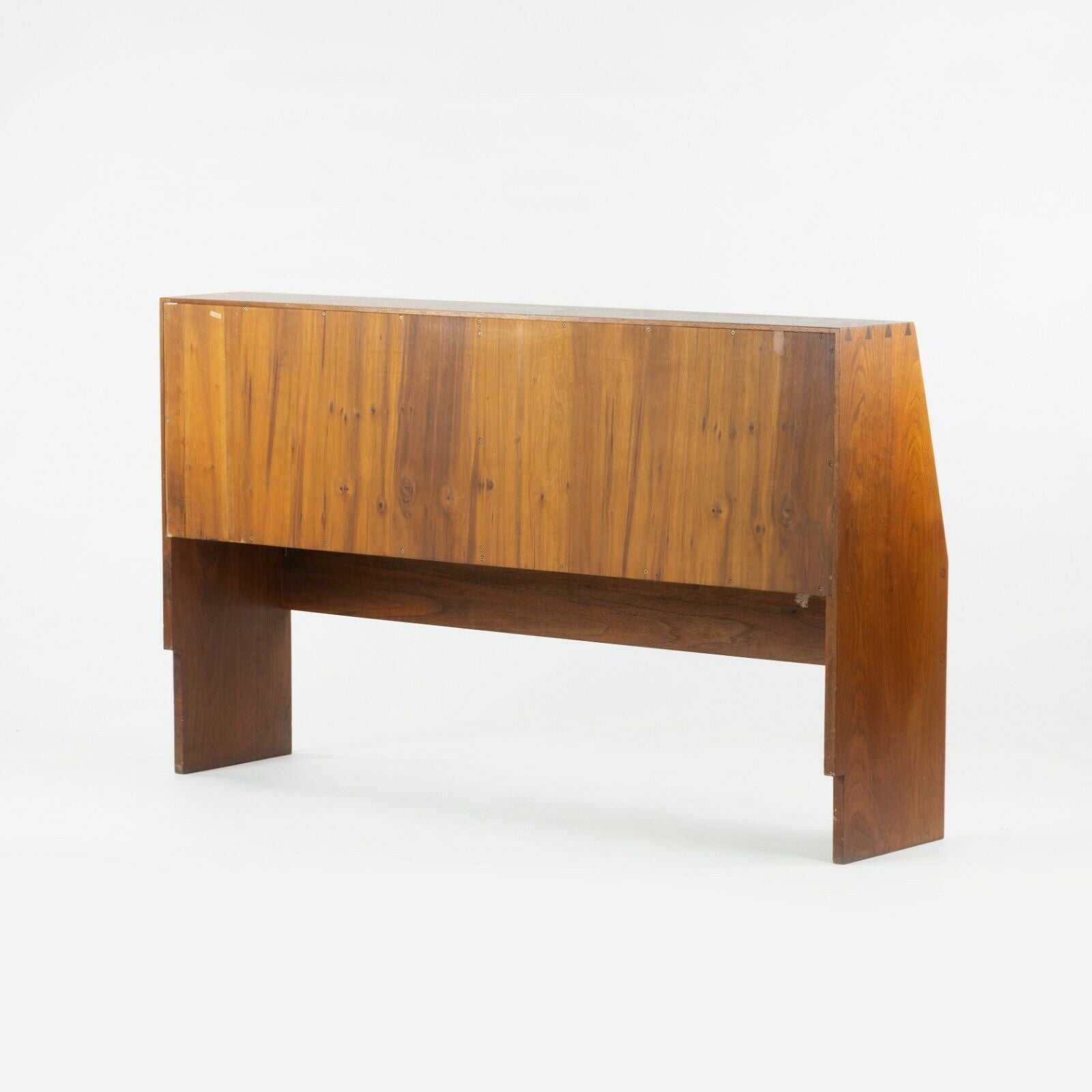 1950s George Nakashima Studio Full Size Dovetailed Walnut Headboard Bed Cabinet