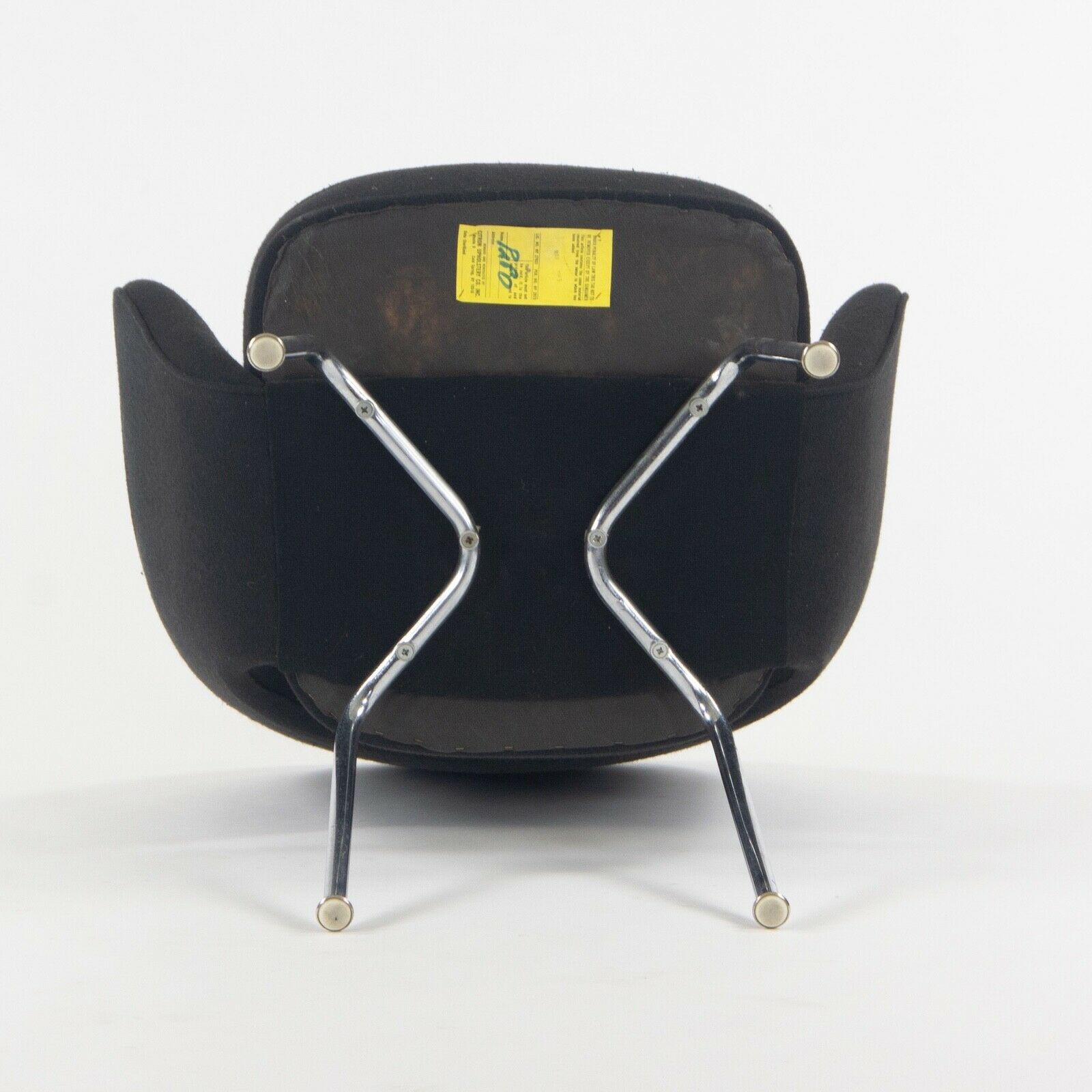 1960s Eero Saarinen Knoll International Black Fabric Executive Arm Dining Chair