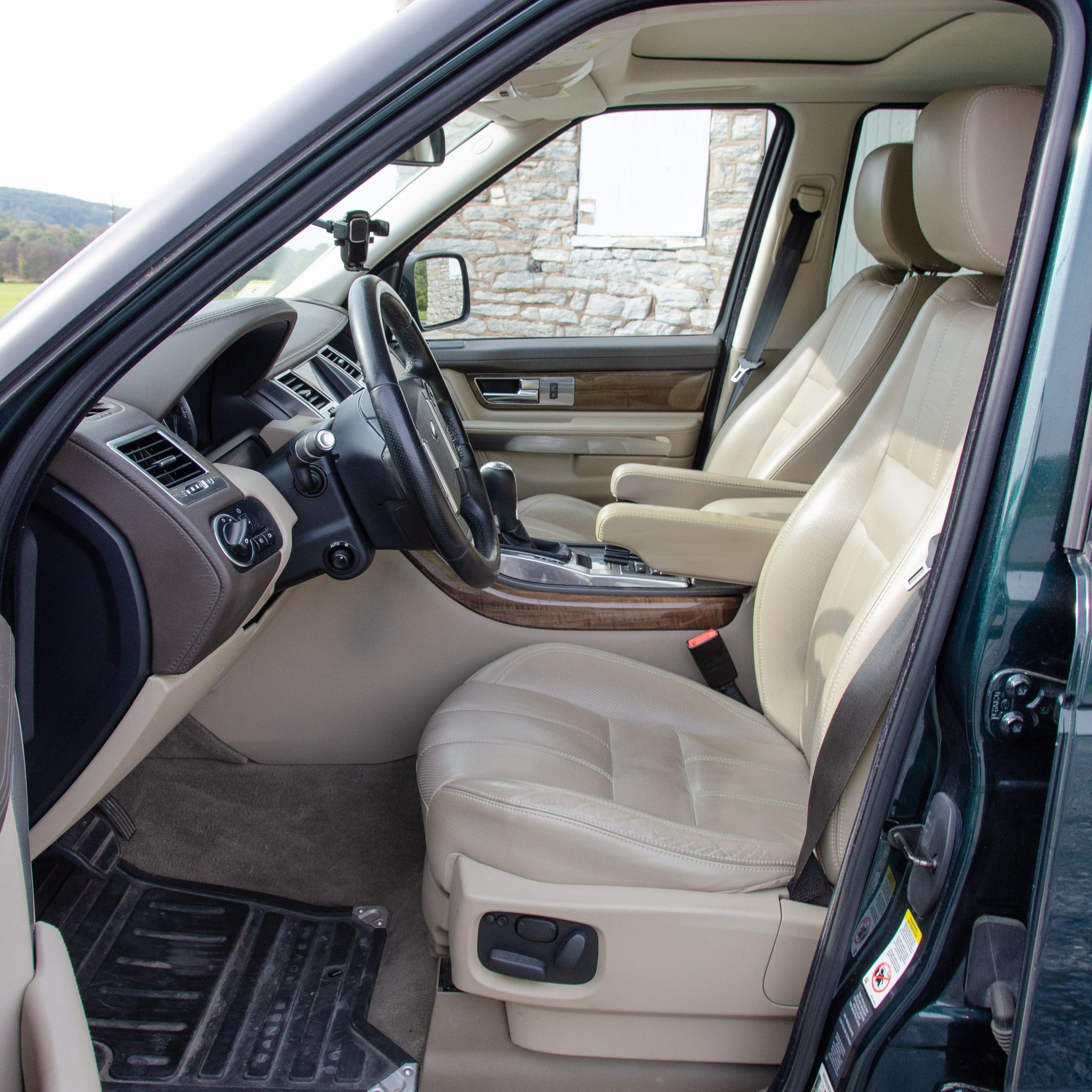 SOLD 2013 Range Rover Sport 5.0L V8 HSE Luxury