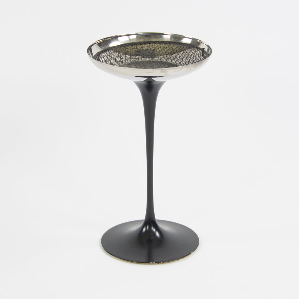 SOLD 1950's Vintage Eero Saarinen For Knoll International Tulip Ashtray Black Pedestal