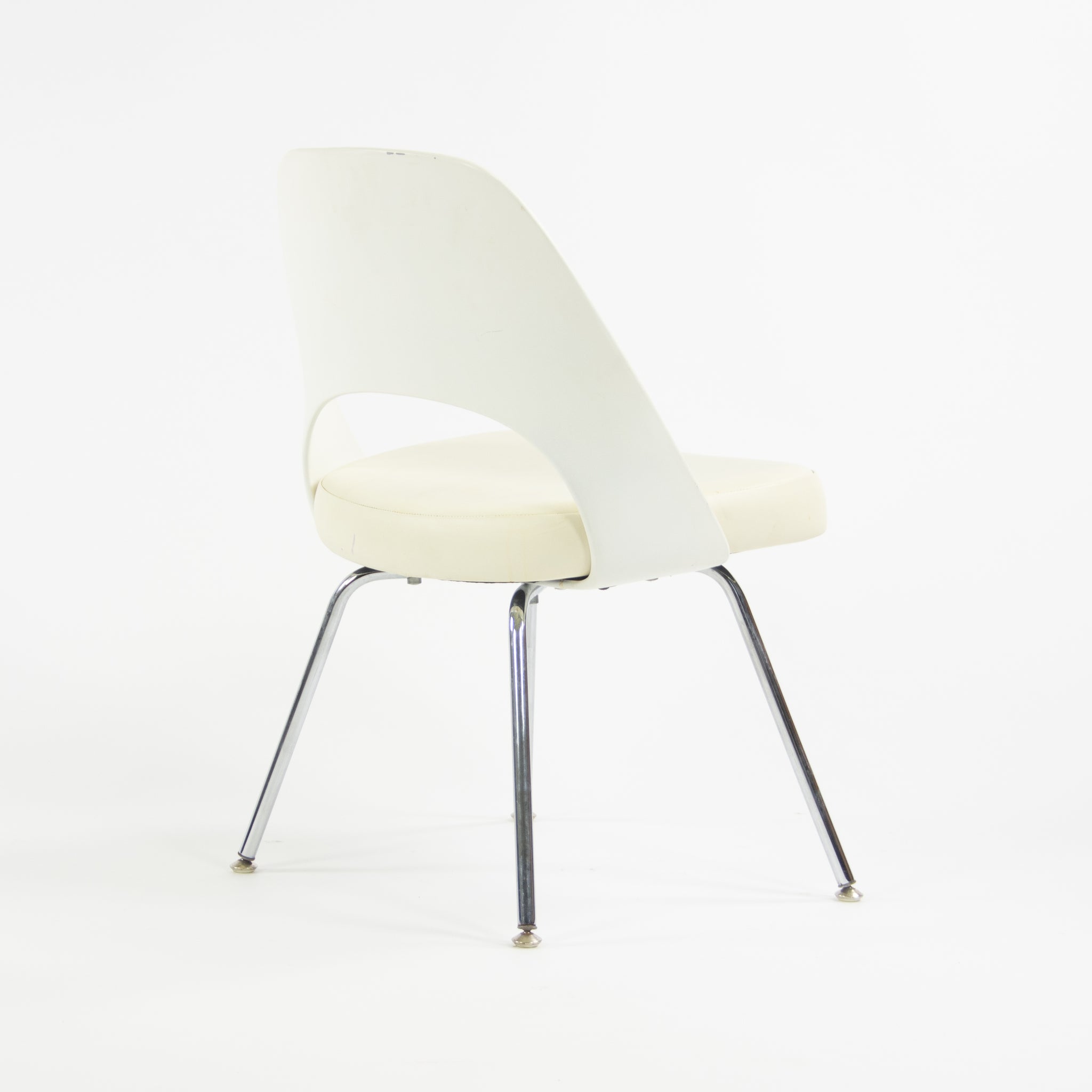 2014 Knoll Studio Eero Saarinen Executive Armless Side Chairs White 150+ Available