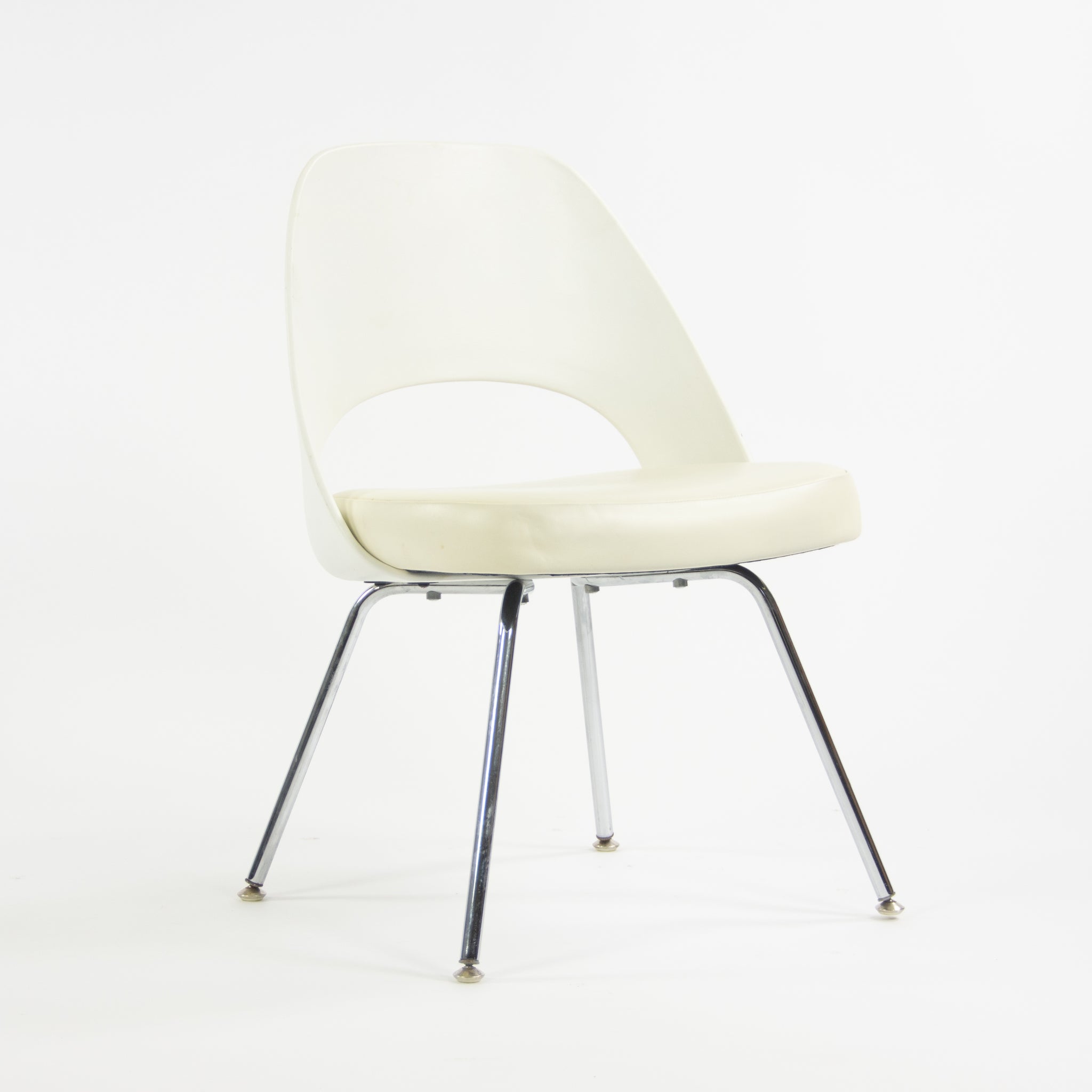 2014 Knoll Studio Eero Saarinen Executive Armless Side Chairs White 150+ Available