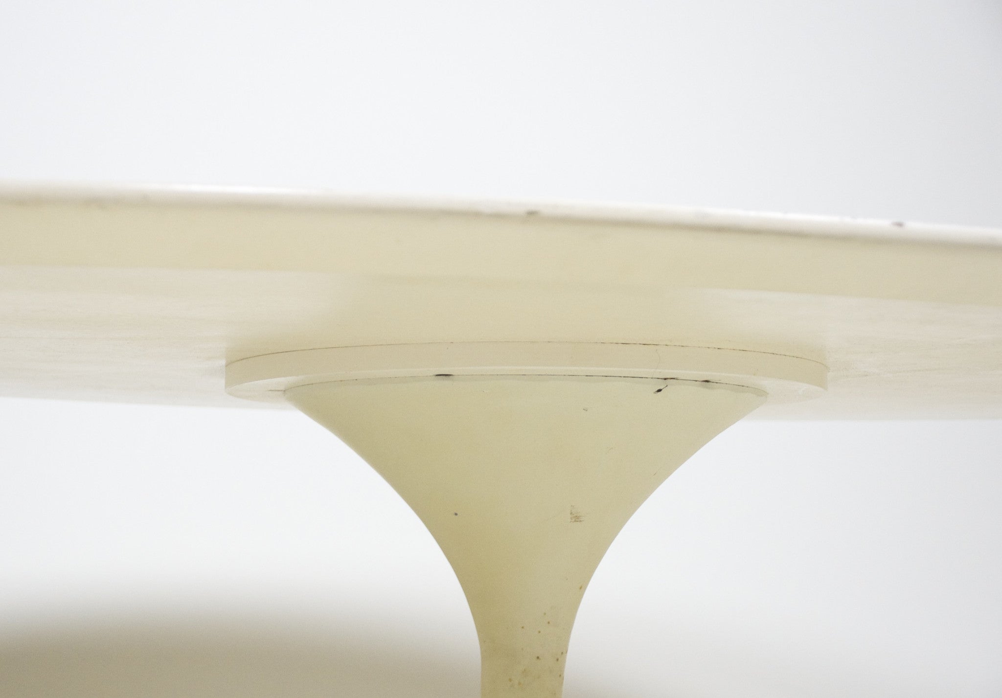 SOLD Knoll Eero Saarinen Vintage Tulip Coffee Table 1960's