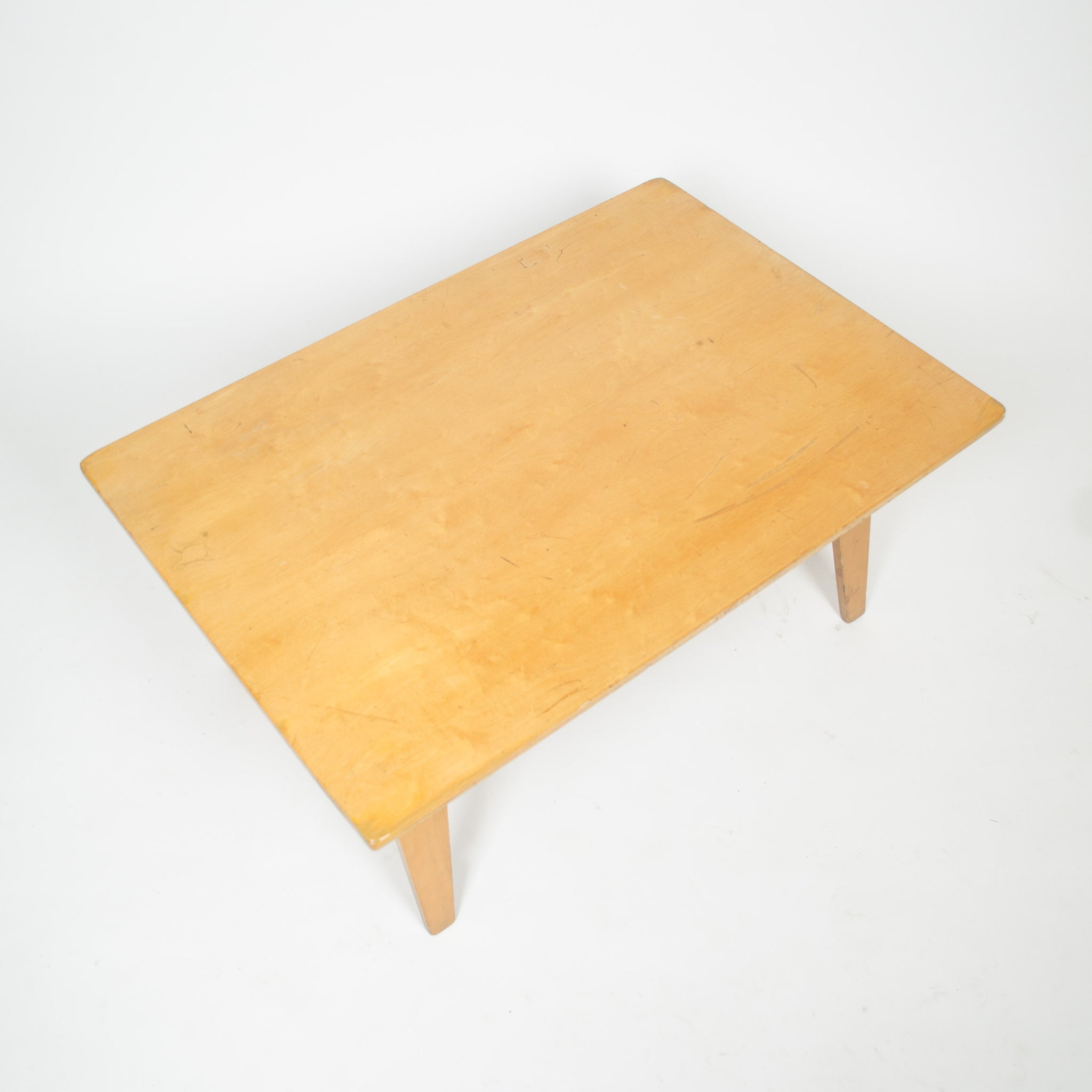Eames Herman Miller Evans OTW 1946 Coffee Table Maple Cinema Prop